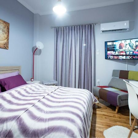Cozy And Modern Studio Афины Экстерьер фото