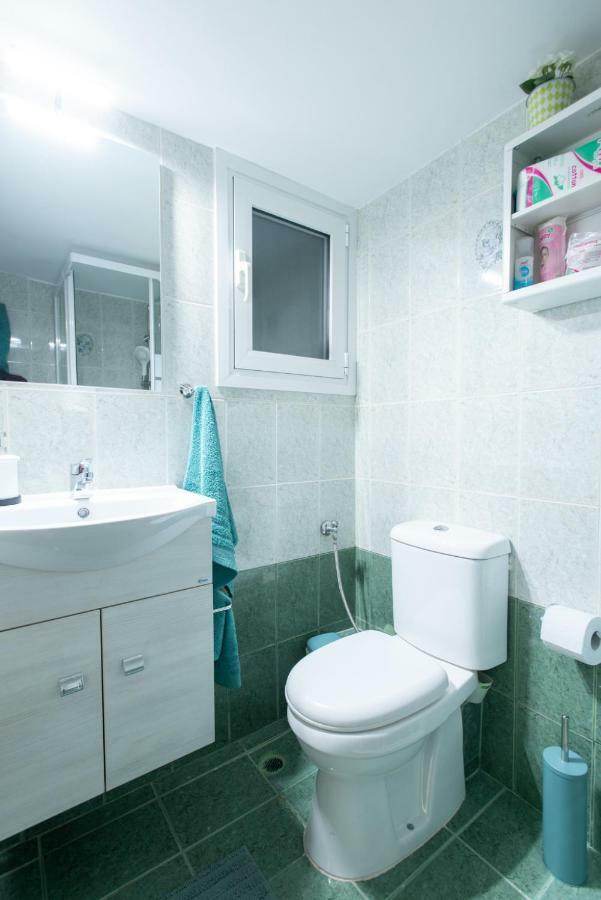 Cozy And Modern Studio Афины Экстерьер фото